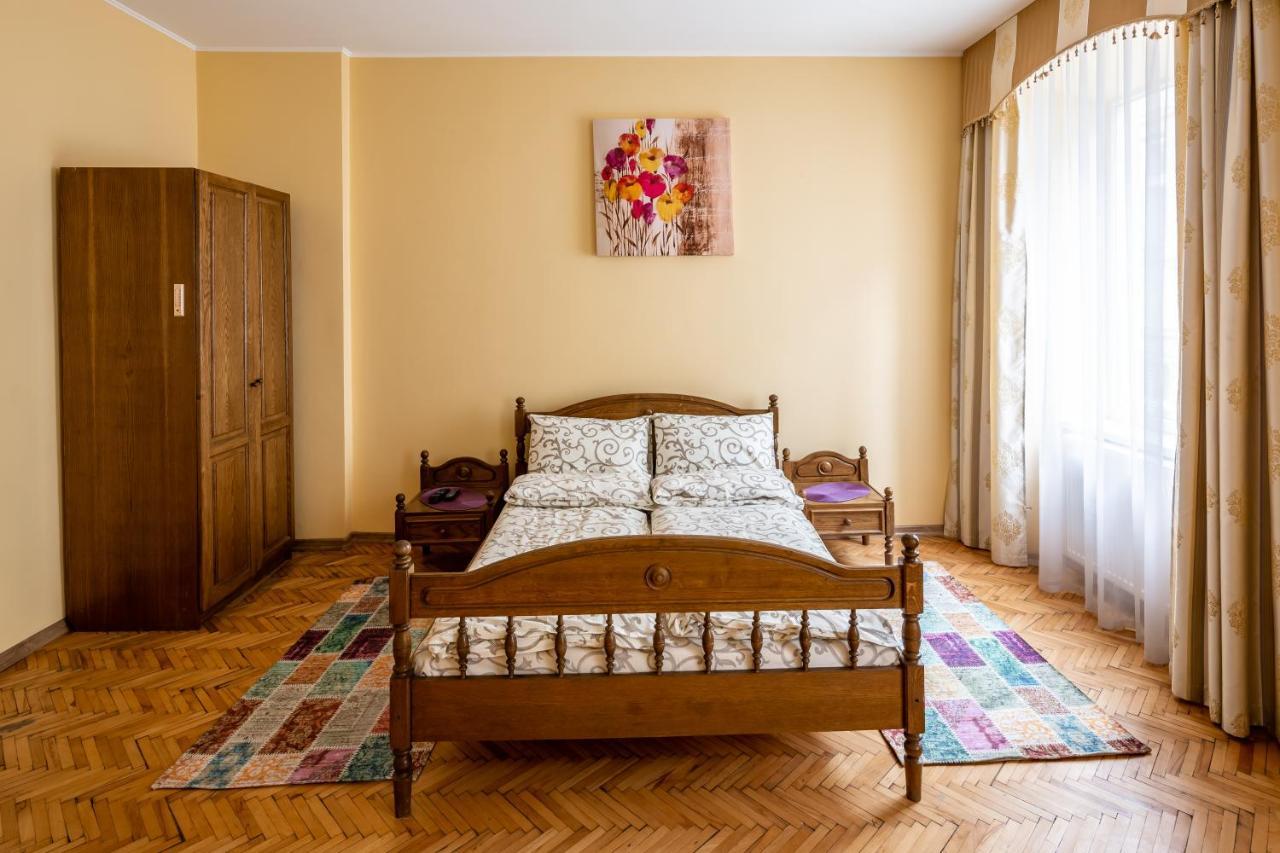 Apartment On Yana Zhizhky Liov Exterior foto