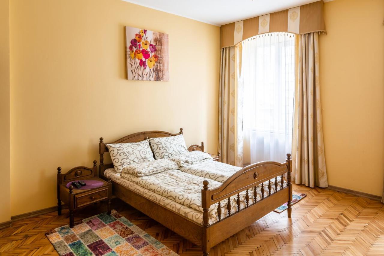 Apartment On Yana Zhizhky Liov Exterior foto